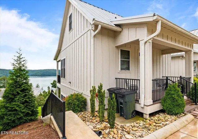 Photo 3 of Condo for sale at 114 E Harbor View Ln, La Follette, TN 37766 | MLS# 1348854 | Listing updated on 2026-07-20