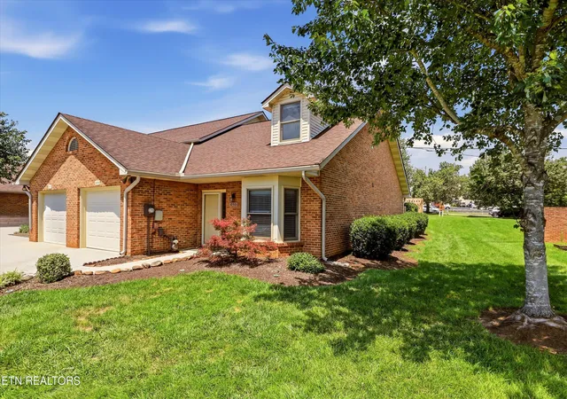 Photo 2 of Sale Pending at 10501 Raven Ct, Knoxville, TN 37922 | MLS# 1348890 | Listing updated on 2026-07-24