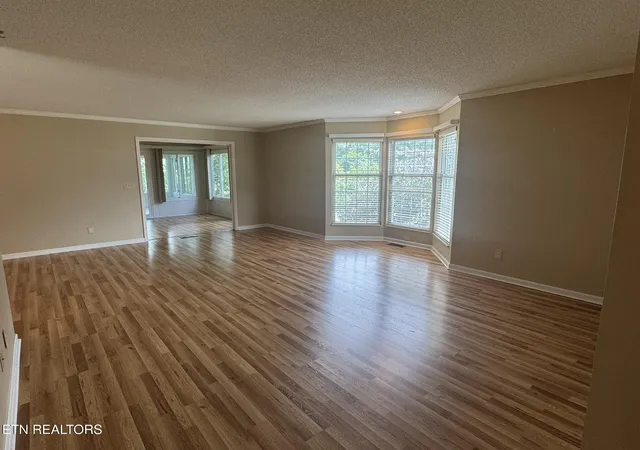 Photo 3 of Single family home for sale at 35 Hawthorn Loop, Crossville, TN 38555 | MLS# 1348861 | Listing updated on 2026-08-25