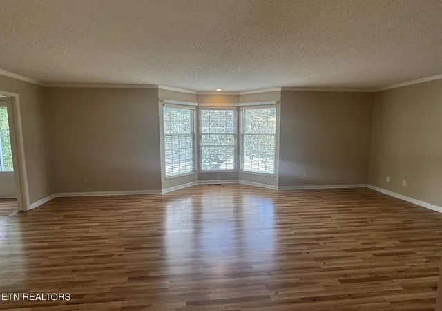 Photo 4 of Single family home for sale at 35 Hawthorn Loop, Crossville, TN 38555 | MLS# 1348861 | Listing updated on 2026-08-25