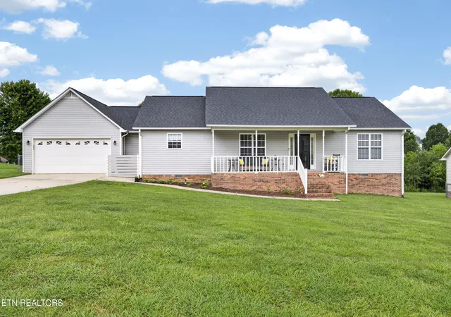 Photo 2 of Sale Pending at 2977 West Hvn Dr, Cookeville, TN 38501 | MLS# 1348943 | Listing updated on 2026-09-09