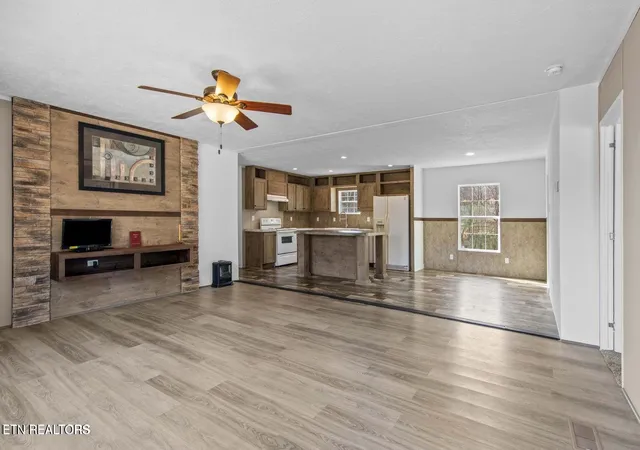 4th image of 523 N Point Rd, Sweetwater, TN 37874 | MLS# 1348858