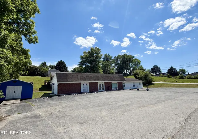 1st image of 1165 Towe String Rd, Jacksboro, TN 37757 | MLS# 1348867