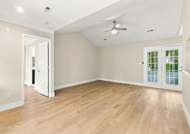 Photo 3 of Sale Pending at 8108 Legacy Ln, Knoxville, TN 37919 | MLS# 1349194 | Listing updated on 2026-08-24