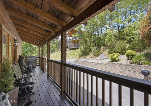 Photo 3 of Single family home for sale at 2436 Cobbler Way, Pigeon Forge, TN 37863 | MLS# 1348995 | Listing updated on 2026-09-08