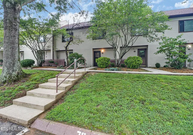 Photo 3 of Sale Pending at 74 Wilshire Hts Dr #74, Crossville, TN 38558 | MLS# 1348889 | Listing updated on 2026-08-21
