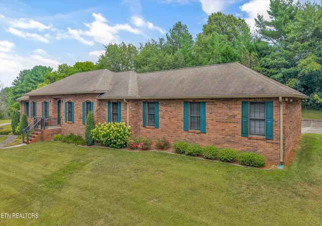 Photo 3 of Single family home for sale at 1710 Murphy Myers Rd, Maryville, TN 37803 | MLS# 1349074 | Listing updated on 2026-08-11
