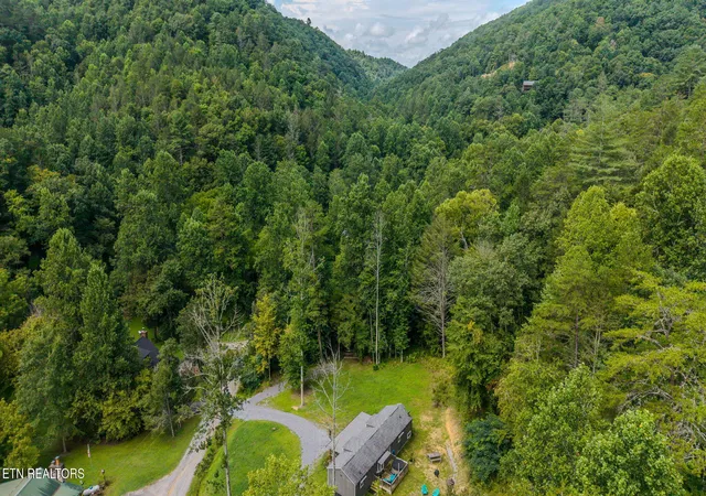 30th image of 1939 Creek Hollow Wy, Sevierville, TN 37876 | MLS# 1351124