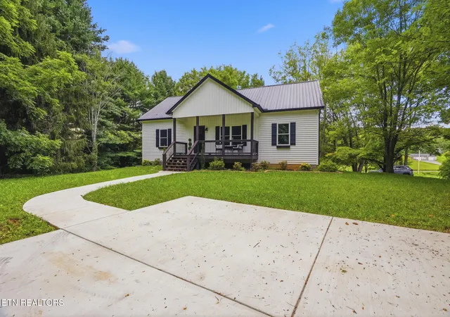 1st image of 136 Log Ln, Jacksboro, TN 37757 | MLS# 1348894