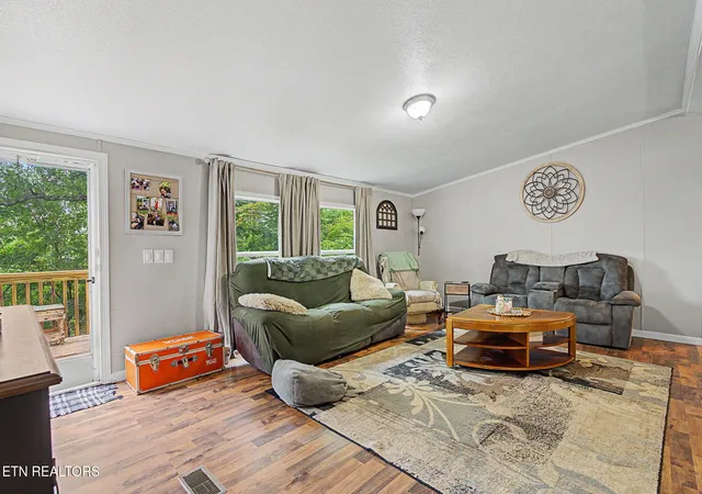 Photo 3 of Single family home for sale at 1678 Raven Hl Rd, Tazewell, TN 37879 | MLS# 1352494 | Listing updated on 2026-10-03