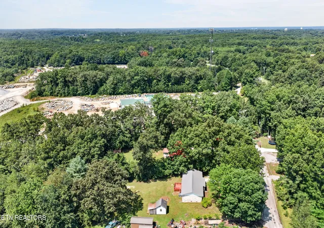 30th image of 298 Deathridge Rd, Crossville, TN 38555 | MLS# 1349424