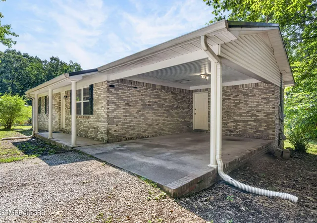 4th image of 298 Deathridge Rd, Crossville, TN 38555 | MLS# 1349424