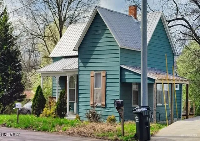 1st image of 123 E Athens St, Englewood, TN 37329 | MLS# 1348906