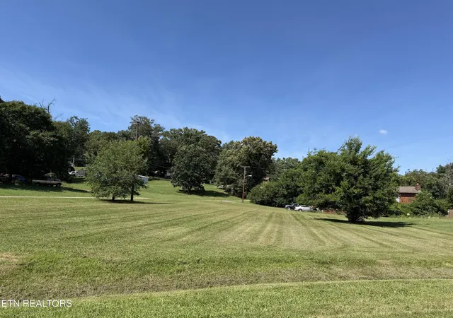 1st image of Crescent Dr, Loudon, TN 37774 | MLS# 1349026