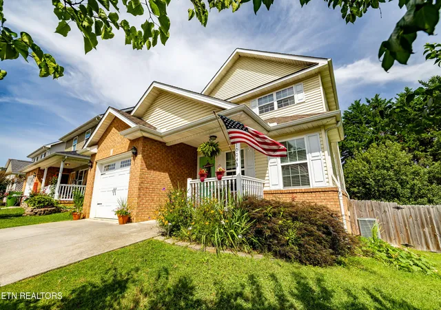3rd image of 1004 Lennox Cir, Maryville, TN 37803 | MLS# 1348982