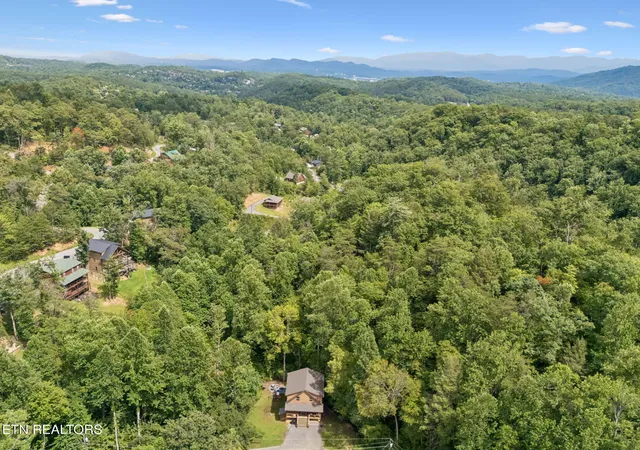 48th image of 1615 Bear Valley Rd, Sevierville, TN 37876 | MLS# 1351548