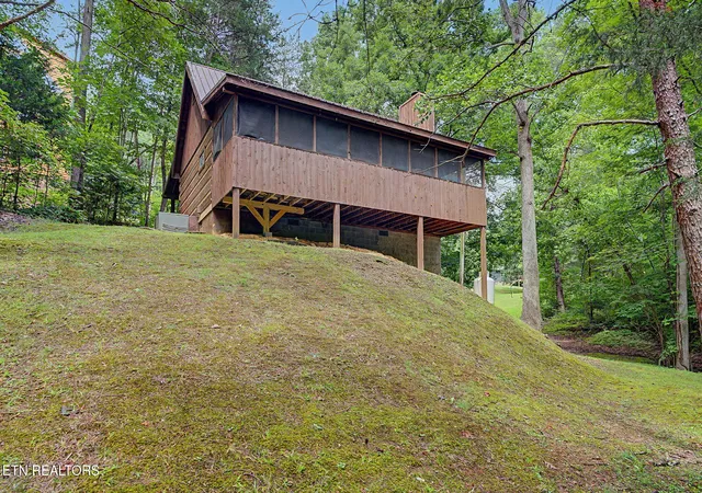 17th image of 2323 Hidden Mountain Rd, Sevierville, TN 37876 | MLS# 1350045