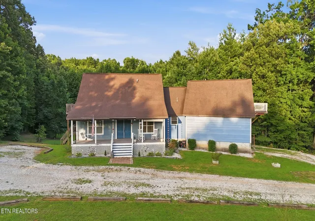 2nd image of 320 Wild Turkey Tr, Oneida, TN 37841 | MLS# 1349106