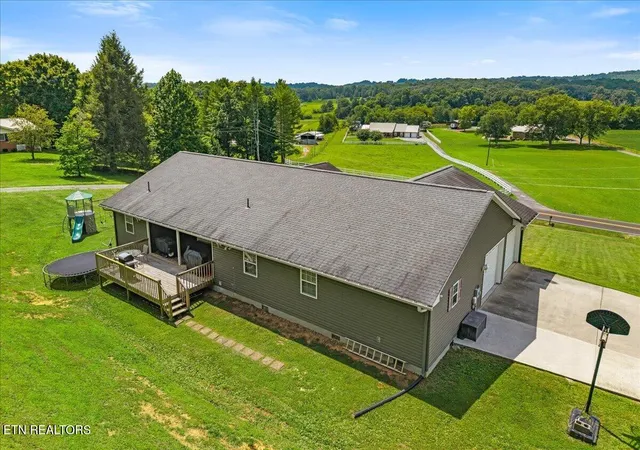 Photo 2 of Single family home for sale at 251 County Rd 67, Riceville, TN 37370 | MLS# 1349202 | Listing updated on 2026-10-05