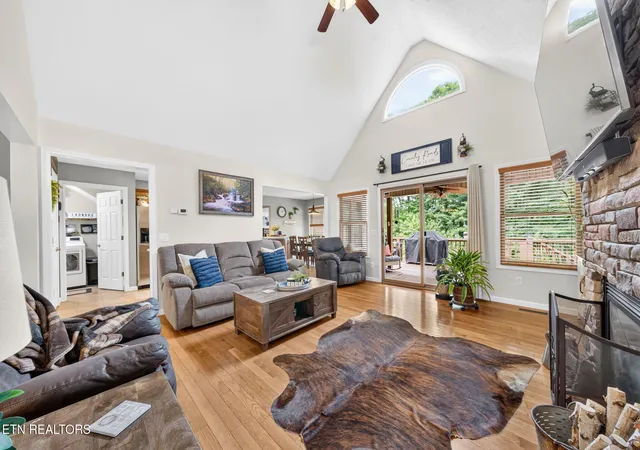 Photo 3 of Sale Pending at 317 Georgee Rd, Jamestown, TN 38556 | MLS# 1349917 | Listing updated on 2026-10-07