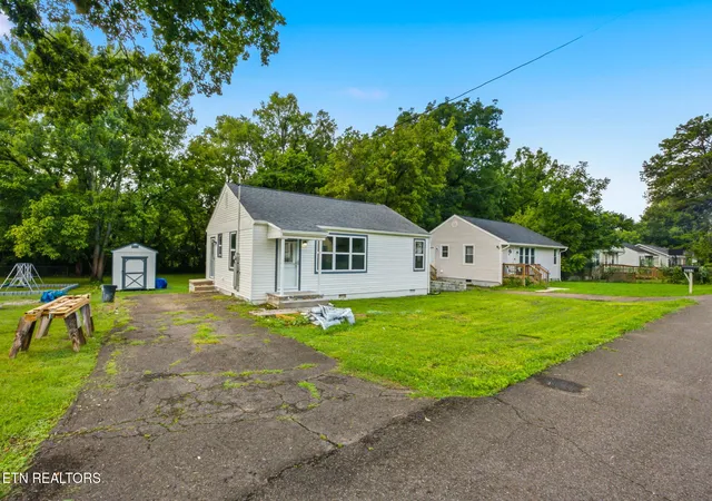 2nd image of 3102 Boright Dr, Knoxville, TN 37917 | MLS# 1352550