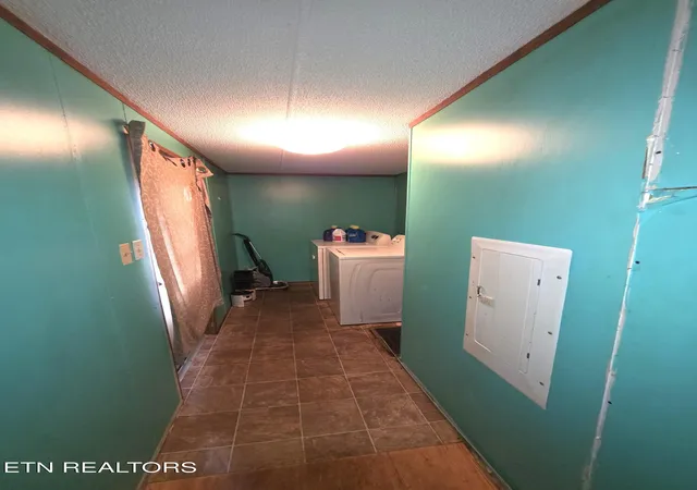 15th image of 1195 Buffalo Rd, Oneida, TN 37841 | MLS# 1349023