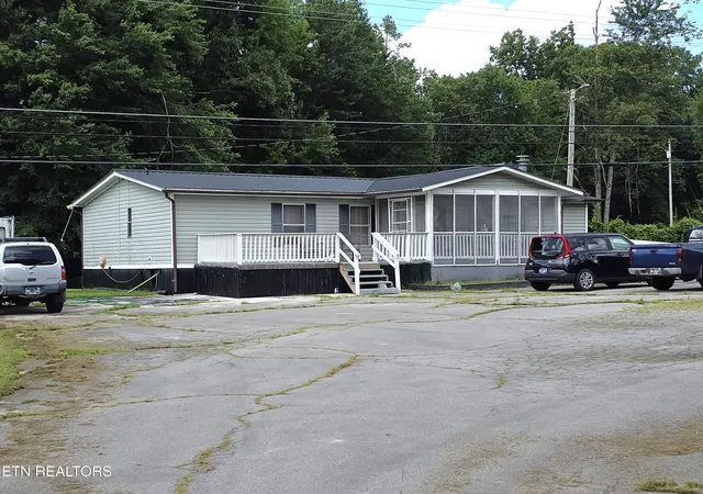 2nd image of 1195 Buffalo Rd, Oneida, TN 37841 | MLS# 1349023