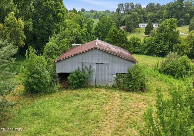 2nd image of 4531 Miser Station Rd, Friendsville, TN 37737 | MLS# 1349593