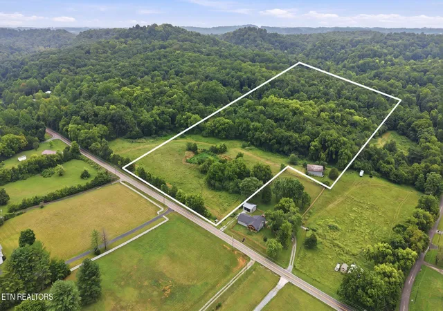 4th image of 4531 Miser Station Rd, Friendsville, TN 37737 | MLS# 1349593