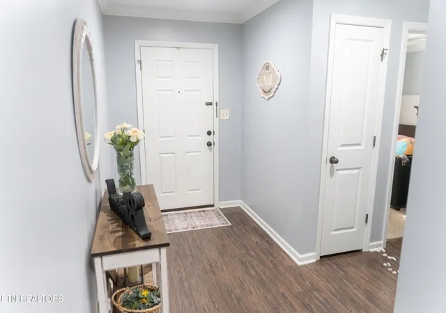 Photo 2 of Sale Pending at 2847 Ashridge Rd, Knoxville, TN 37931 | MLS# 1349016 | Listing updated on 2026-08-27