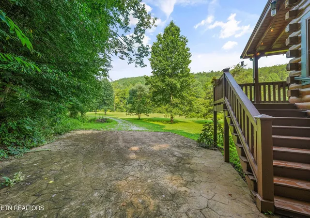 Photo 4 of Single family home for sale at 813 Steer Crk Rd, Tellico Plains, TN 37385 | MLS# 1350146 | Listing updated on 2026-07-31