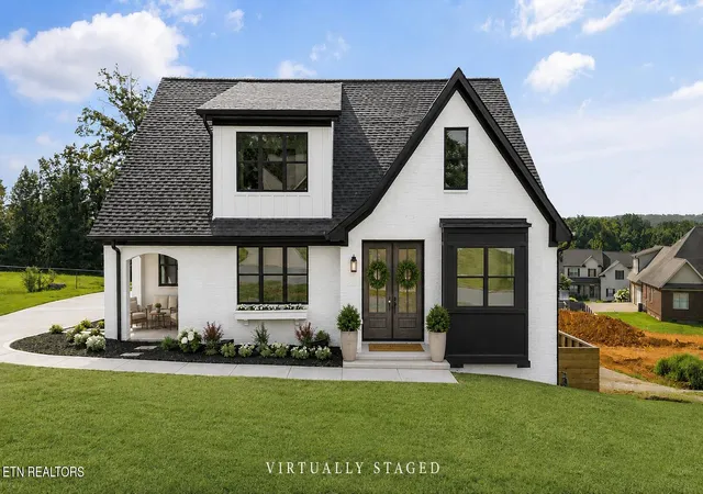 Photo 1 of Single family home for sale at 4600 Alan Springs Ln, Knoxville, TN 37938 | MLS# 1349033 | Listing updated on 2026-08-31