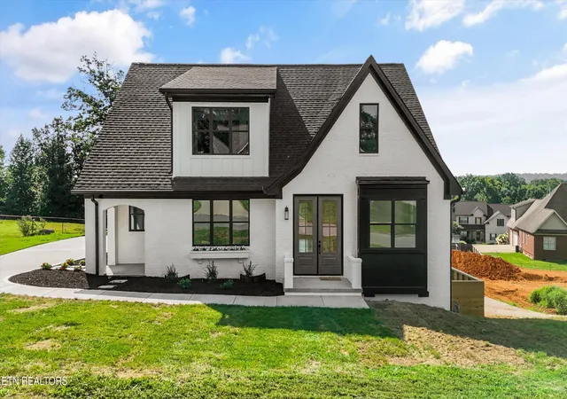 Photo 3 of Single family home for sale at 4600 Alan Springs Ln, Knoxville, TN 37938 | MLS# 1349033 | Listing updated on 2026-08-31
