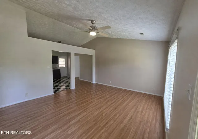 5th image of 2001 Hyde Park Ln, Knoxville, TN 37921 | MLS# 1349025