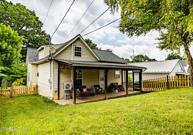 27th image of 706 N C St, Lenoir City, TN 37771 | MLS# 1349094