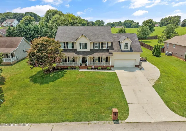 2nd image of 615 Grassland Dr, Maryville, TN 37804 | MLS# 1349741