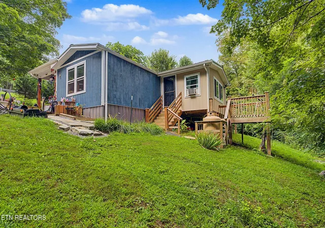 Photo 2 of Single family home for sale at 791 White Top Rd, Bluff City, TN 37618 | MLS# 1351624 | Listing updated on 2026-09-17