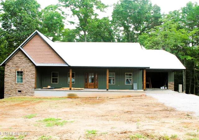 2nd image of 141 Creekview Ct, Jamestown, TN 38556 | MLS# 1349195