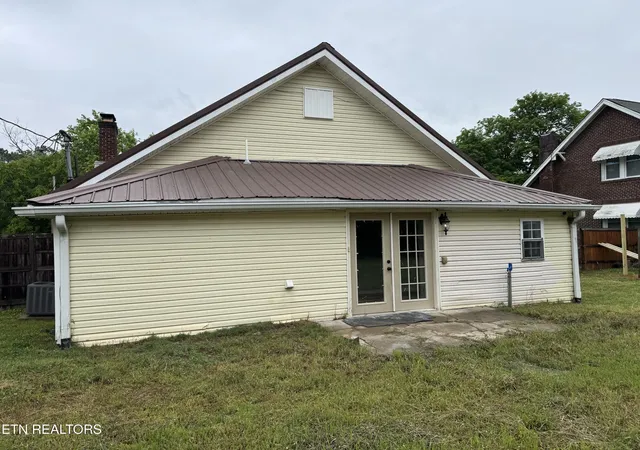 4th image of 6688 Morganton Rd, Greenback, TN 37742 | MLS# 1349134