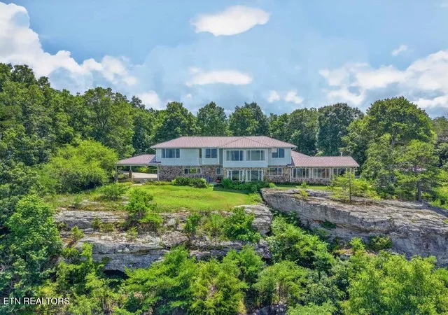 3rd image of 1981 Porch Rock Rd, Pikeville, TN 37367 | MLS# 1349118