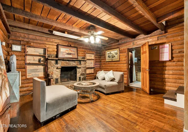 Photo 3 of Single family home for sale at 47 Stephens Rd, Signal Mountain, TN 37377 | MLS# 1349460 | Listing updated on 2026-10-06