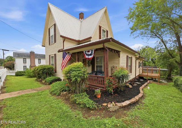 image of 627 Medaris St, Clinton, TN 37716 | MLS# 1349124