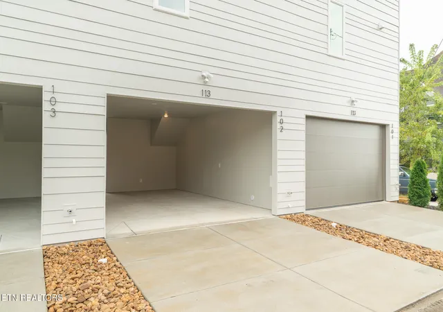 22nd image of 113 E Oldham Ave #102, Knoxville, TN 37917 | MLS# 1349105