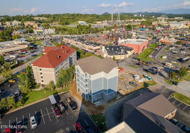 9th image of 129 Sugarfoot Wy #303, Pigeon Forge, TN 37863 | MLS# 1349103