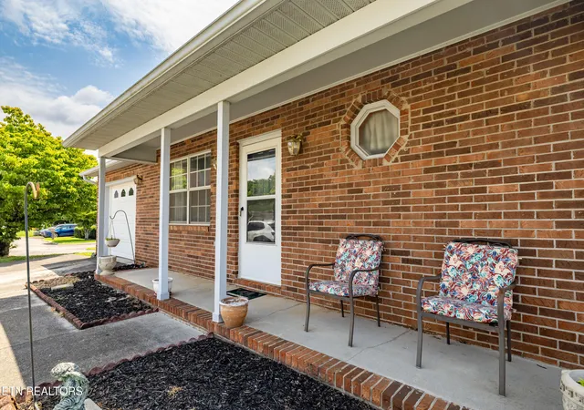 Photo 3 of Condo for sale at 2354 Governors Ct, Maryville, TN 37801 | MLS# 1349506 | Listing updated on 2026-08-25