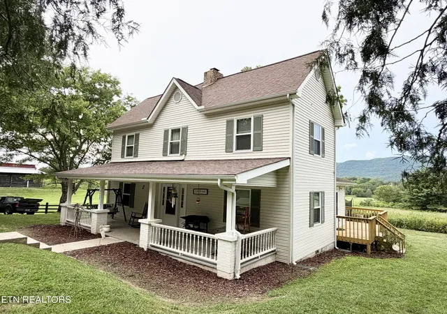 2nd image of 2022 Back Valley Rd, Speedwell, TN 37870 | MLS# 1349383