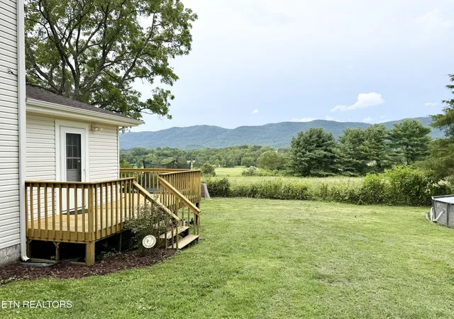 Photo 4 of Single family home for sale at 2022 Back Valley Rd, Speedwell, TN 37870 | MLS# 1349383 | Listing updated on 2026-09-29