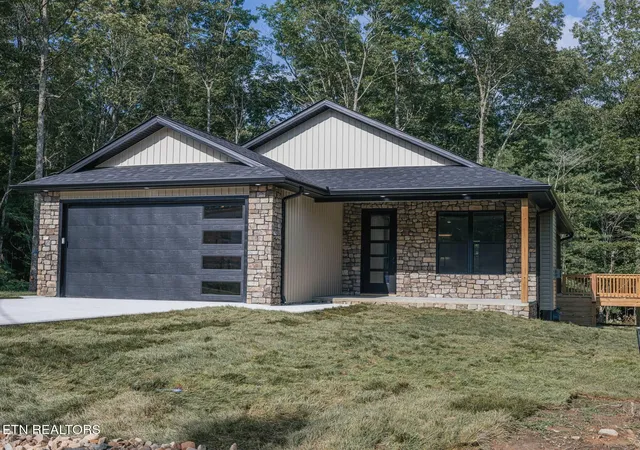2nd image of 131 Rowewood Ln, Crossville, TN 38558 | MLS# 1349182