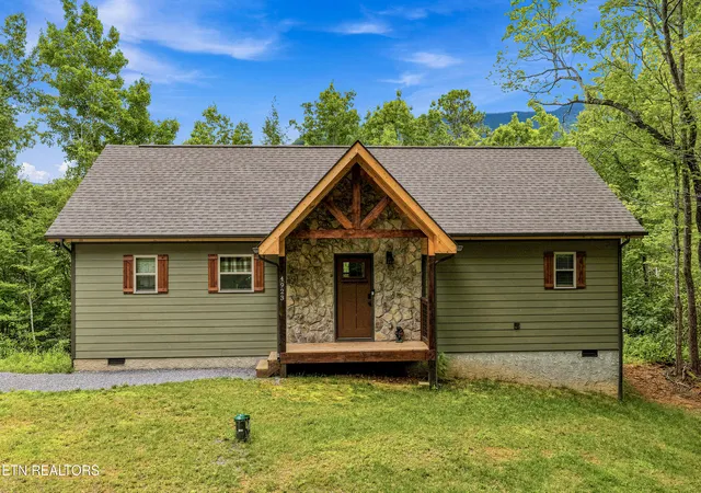 Photo 3 of Single family home for sale at 4923 Cote Way, Cosby, TN 37722 | MLS# 1349181 | Listing updated on 2026-09-24