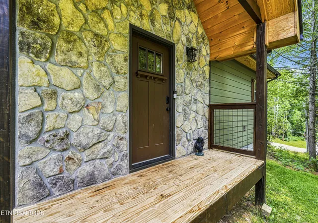 Photo 4 of Single family home for sale at 4923 Cote Way, Cosby, TN 37722 | MLS# 1349181 | Listing updated on 2026-09-24